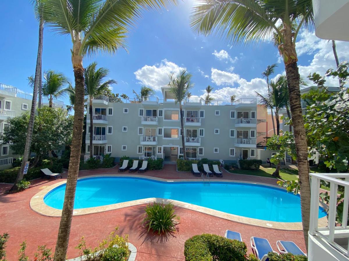 Dominican Breath - Suites Sol Caribe - Swimming Pool And Beach Club - Playa Bavaro Aparthotel